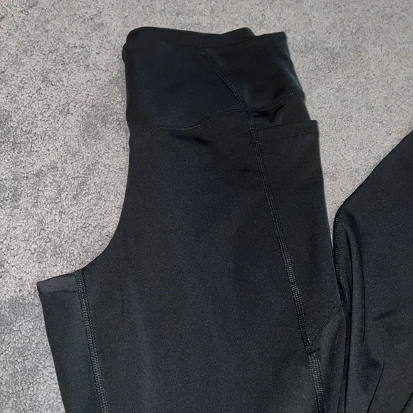 Victorias Secret Ultimate leggings - Picture 3 of 6